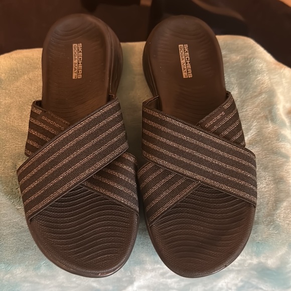 Sketchers goga mat sandals, size 7 - Picture 2 of 5